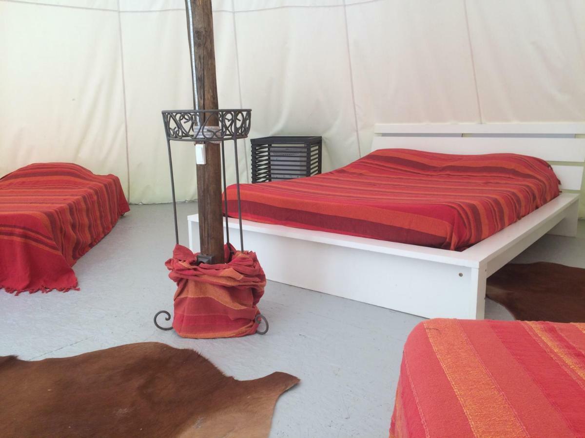 Tipi Au Logis De L'Espoir Hotel Jauldes Zewnętrze zdjęcie